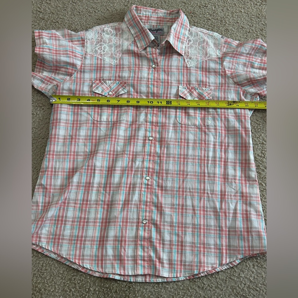 Wrangler Women’s Rancher Shirt Pink Plaid Lace Accents Pearl Snap Large - Picture 4 of 6